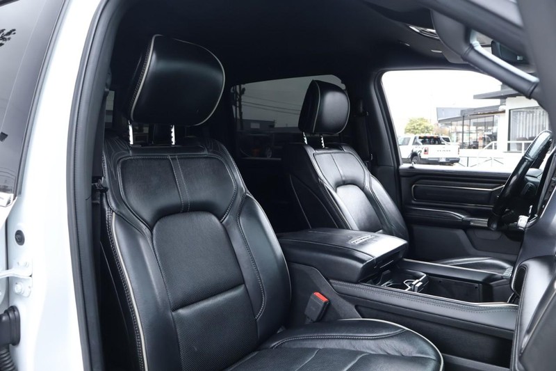 Ram 1500 Vehicle Full-screen Gallery Image 29