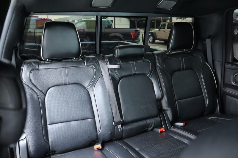 Ram 1500 Vehicle Full-screen Gallery Image 30