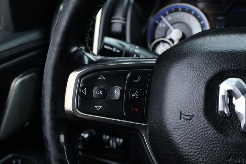 Ram 1500 Vehicle Full-screen Gallery Image 36