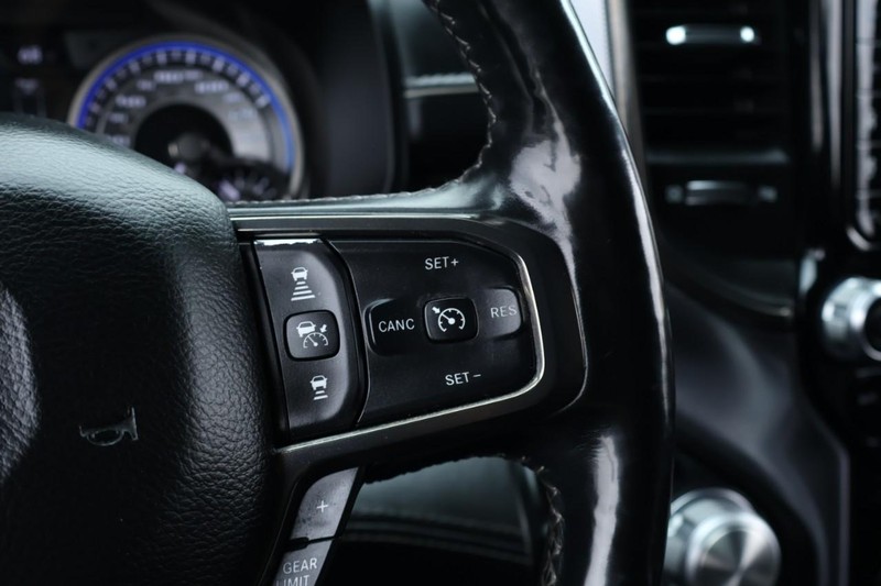 Ram 1500 Vehicle Full-screen Gallery Image 37