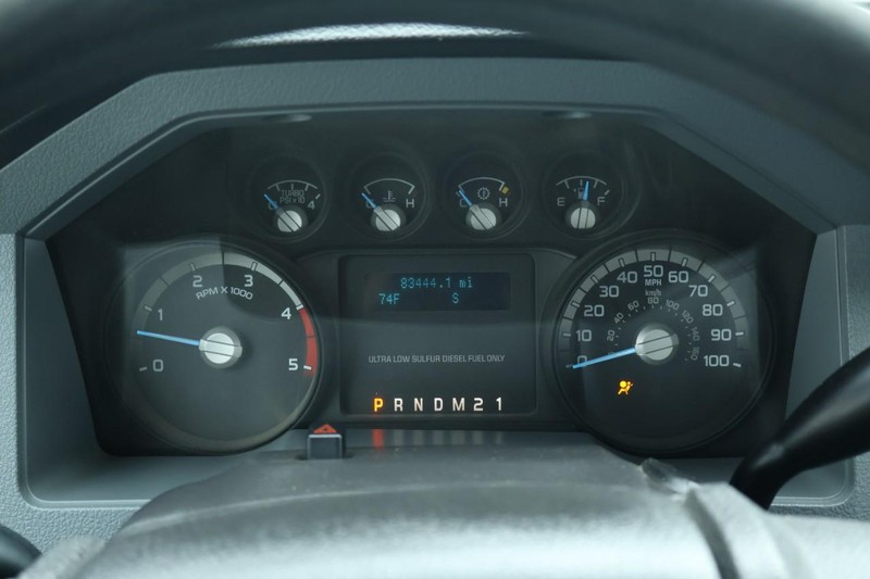 Ford Super Duty F-550 Vehicle Full-screen Gallery Image 28