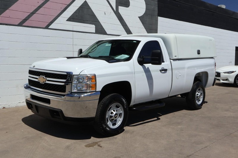Chevrolet Silverado 2500HD Vehicle Full-screen Gallery Image 11