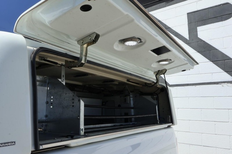 Chevrolet Silverado 2500HD Vehicle Full-screen Gallery Image 12