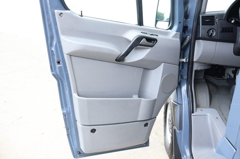 Mercedes-Benz Sprinter Cargo Van Vehicle Full-screen Gallery Image 17