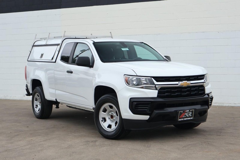 Chevrolet Colorado Vehicle Full-screen Gallery Image 02