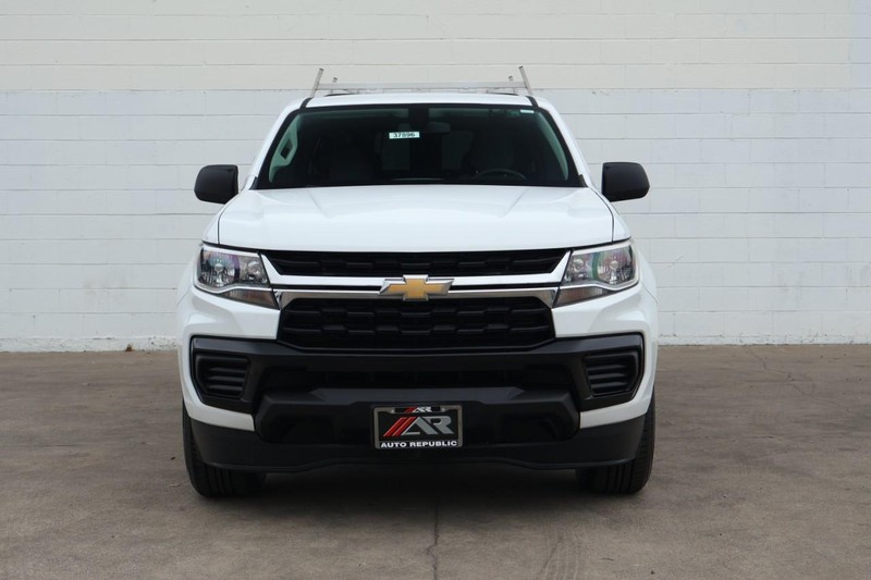 Chevrolet Colorado Vehicle Full-screen Gallery Image 03