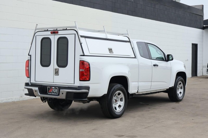 Chevrolet Colorado Vehicle Full-screen Gallery Image 05