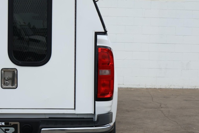 Chevrolet Colorado Vehicle Full-screen Gallery Image 09