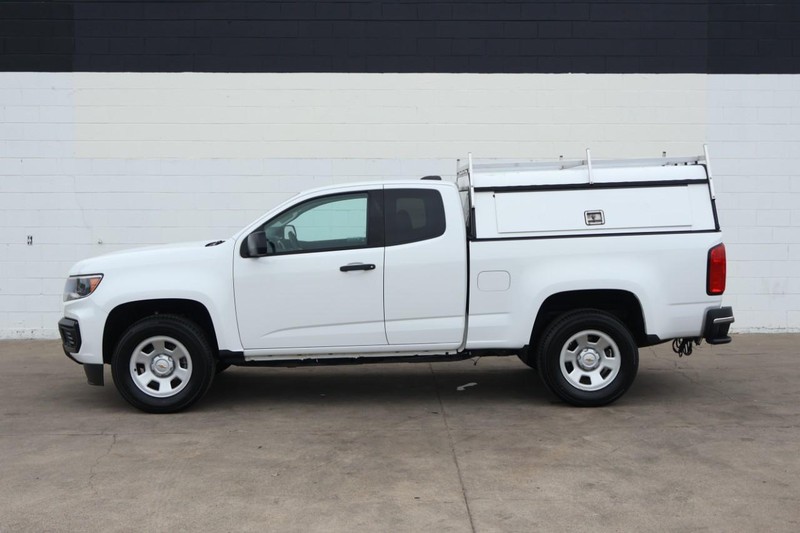 Chevrolet Colorado Vehicle Full-screen Gallery Image 16