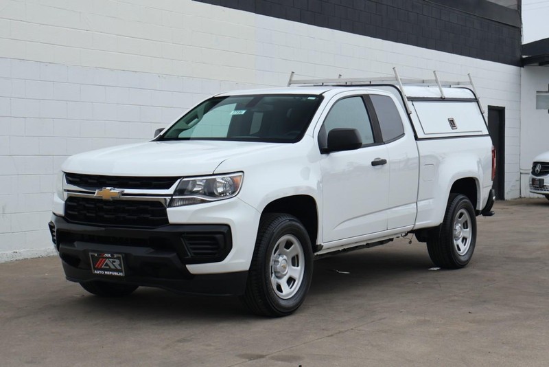 Chevrolet Colorado Vehicle Full-screen Gallery Image 17