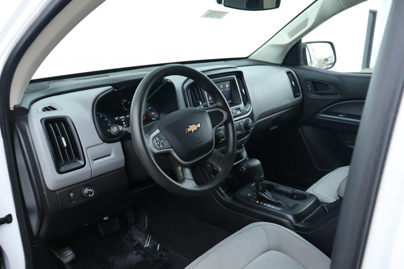 Chevrolet Colorado Vehicle Full-screen Gallery Image 21