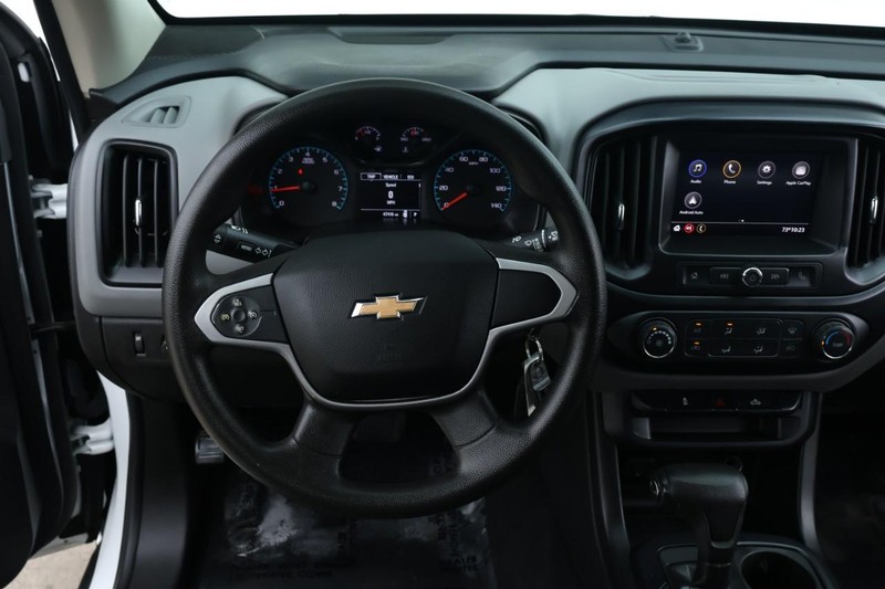 Chevrolet Colorado Vehicle Full-screen Gallery Image 31