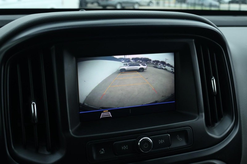 Chevrolet Colorado Vehicle Full-screen Gallery Image 35