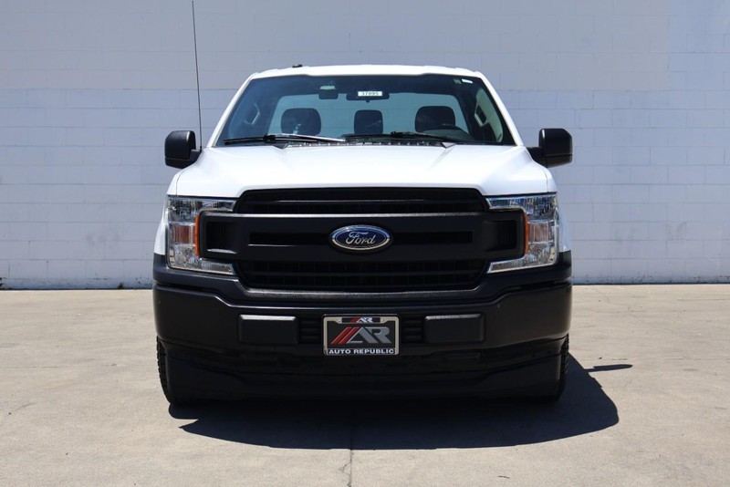 Ford F-150 Vehicle Full-screen Gallery Image 03