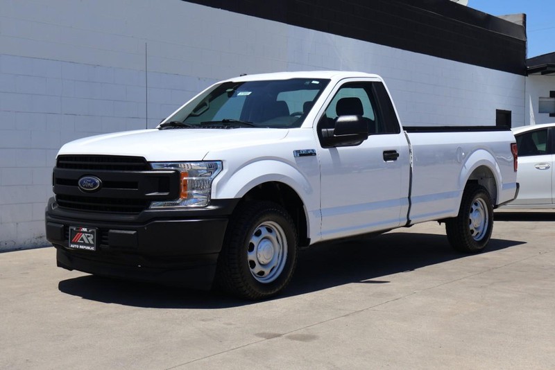 Ford F-150 Vehicle Full-screen Gallery Image 12