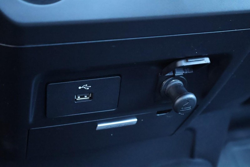 Ford F-150 Vehicle Full-screen Gallery Image 33