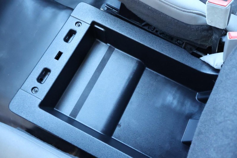 Ford F-150 Vehicle Full-screen Gallery Image 35