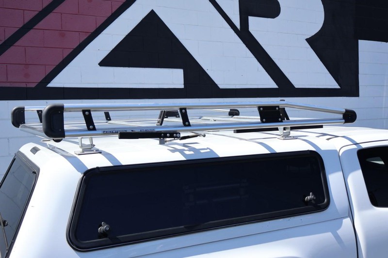 Toyota Tacoma Vehicle Full-screen Gallery Image 07