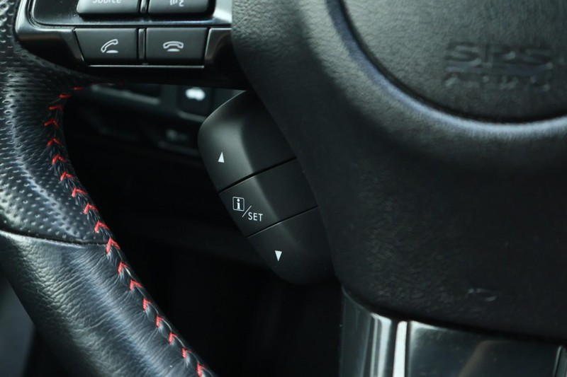 Subaru WRX Vehicle Full-screen Gallery Image 31