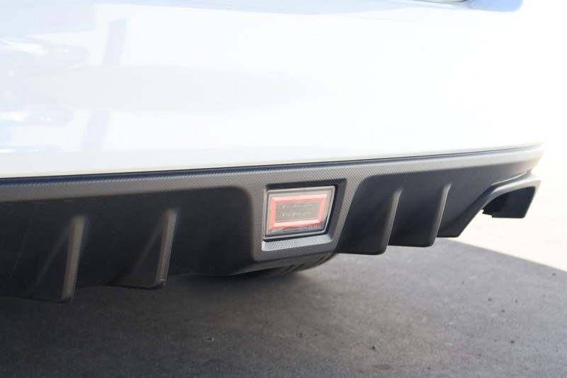 Subaru WRX Vehicle Full-screen Gallery Image 12