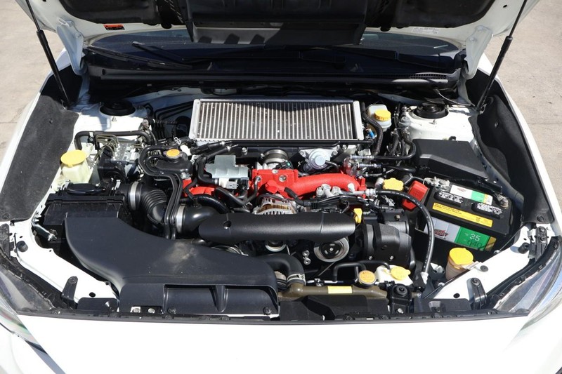 Subaru WRX Vehicle Full-screen Gallery Image 17