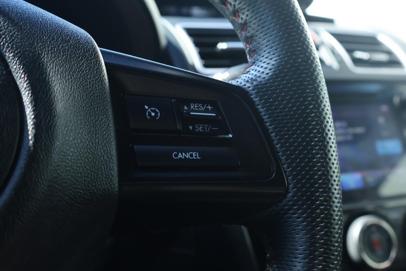 Subaru WRX Vehicle Full-screen Gallery Image 32