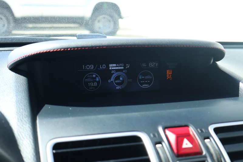 Subaru WRX Vehicle Full-screen Gallery Image 35