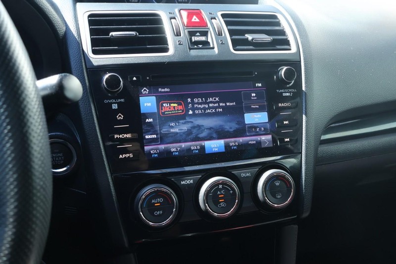 Subaru WRX Vehicle Full-screen Gallery Image 36