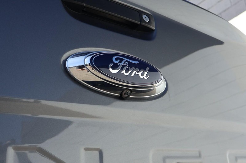 Ford Ranger Vehicle Full-screen Gallery Image 08