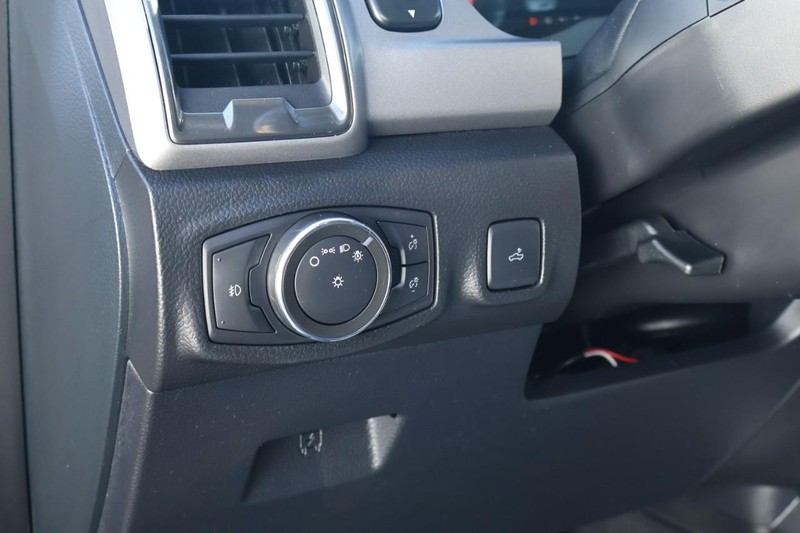 Ford Ranger Vehicle Full-screen Gallery Image 19