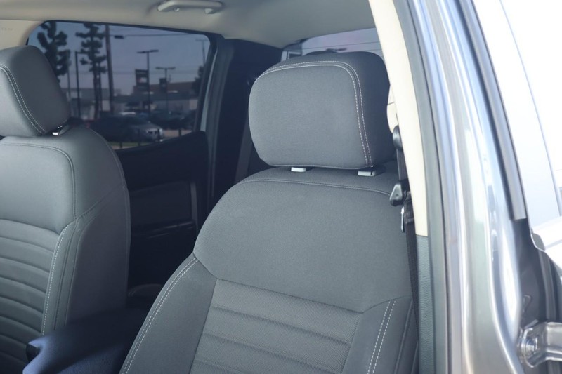 Ford Ranger Vehicle Full-screen Gallery Image 21