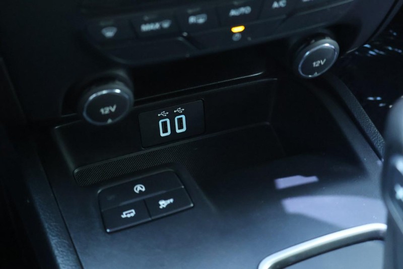 Ford Ranger Vehicle Full-screen Gallery Image 34