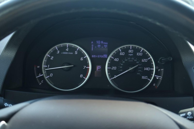 Acura RDX Vehicle Full-screen Gallery Image 31