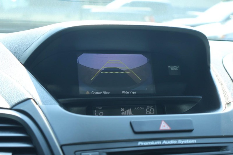 Acura RDX Vehicle Full-screen Gallery Image 38