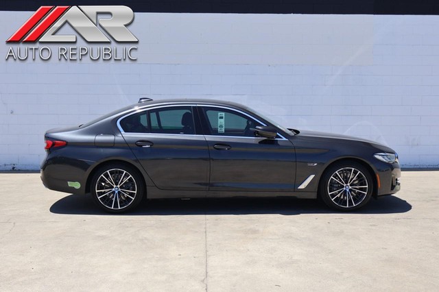 2022 BMW 530e PLUG IN HYBRID W/CONVENIENCE PACKAGE at Auto Republic in Fullerton CA