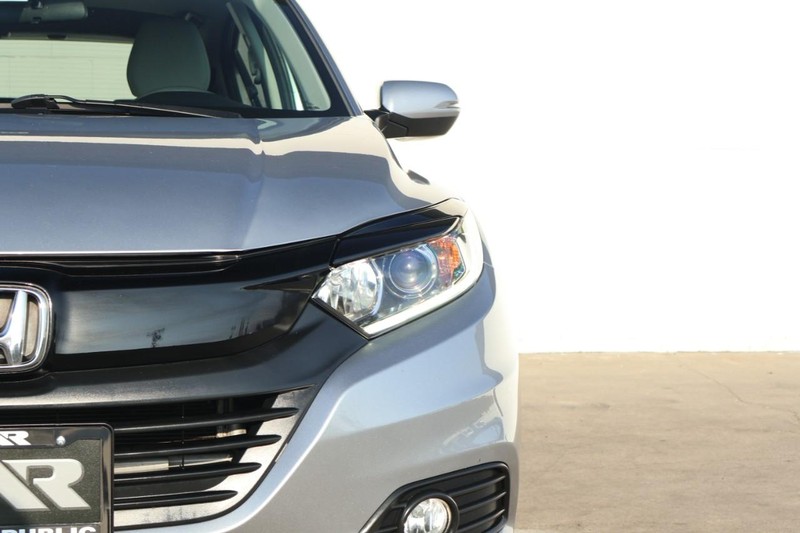 Honda HR-V Vehicle Full-screen Gallery Image 03