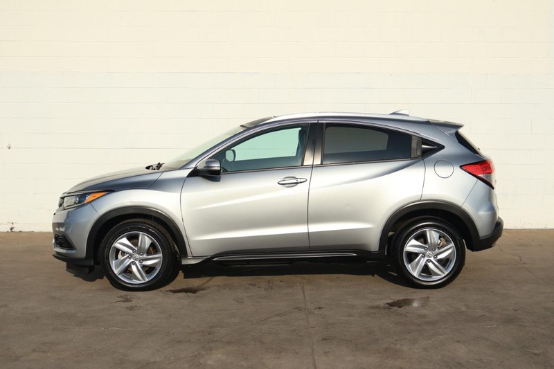 Honda HR-V Vehicle Full-screen Gallery Image 11