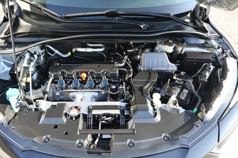 Honda HR-V Vehicle Full-screen Gallery Image 13