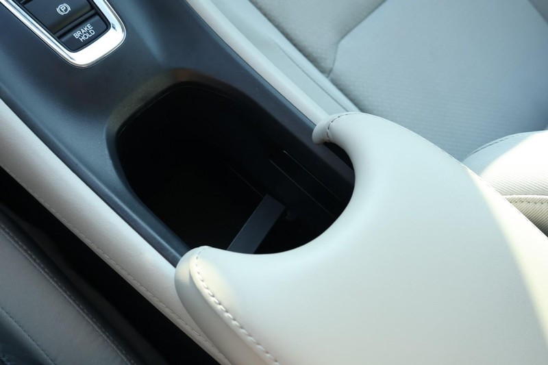 Honda HR-V Vehicle Full-screen Gallery Image 37