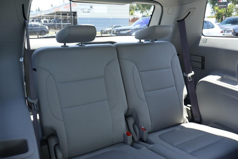 GMC Acadia Vehicle Full-screen Gallery Image 25