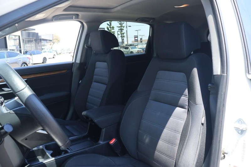 Honda CR-V Vehicle Full-screen Gallery Image 23