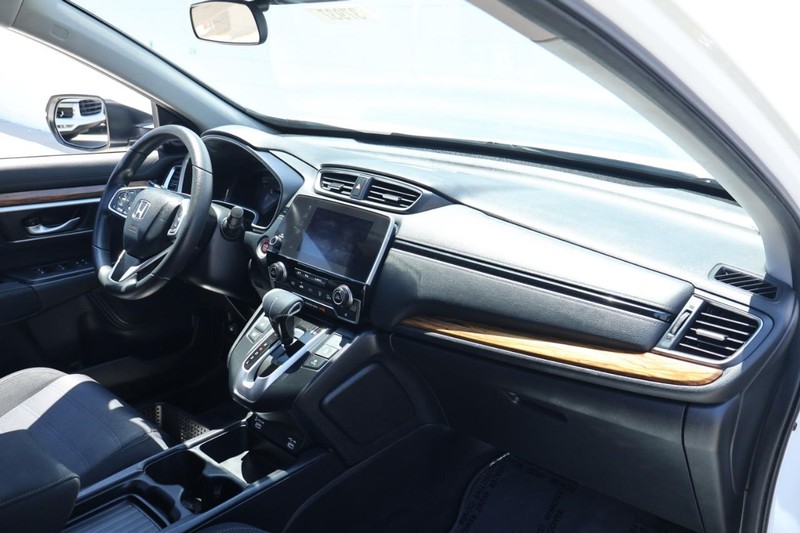 Honda CR-V Vehicle Full-screen Gallery Image 25