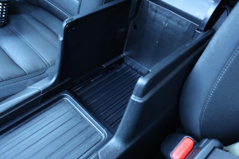 Honda CR-V Vehicle Full-screen Gallery Image 41