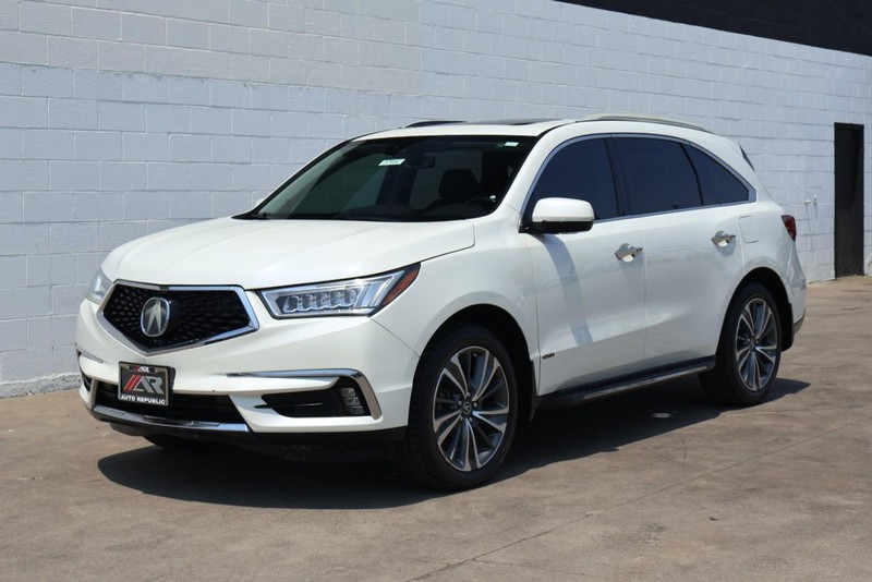 Acura MDX Vehicle Full-screen Gallery Image 13