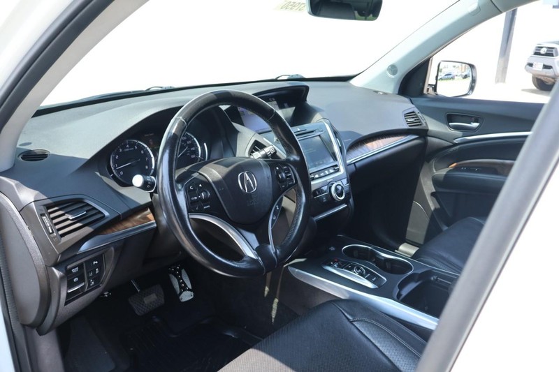Acura MDX Vehicle Full-screen Gallery Image 19