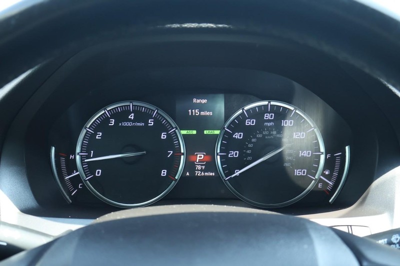 Acura MDX Vehicle Full-screen Gallery Image 31