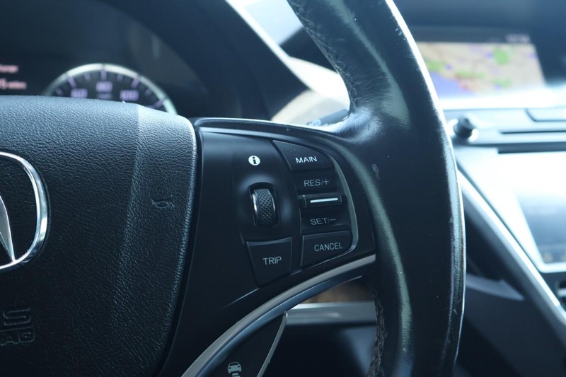 Acura MDX Vehicle Full-screen Gallery Image 34