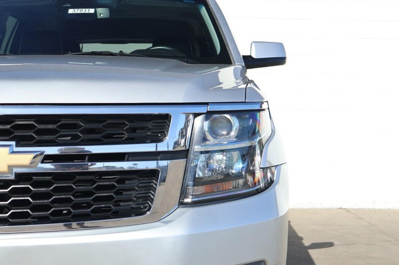Chevrolet Tahoe Vehicle Full-screen Gallery Image 03