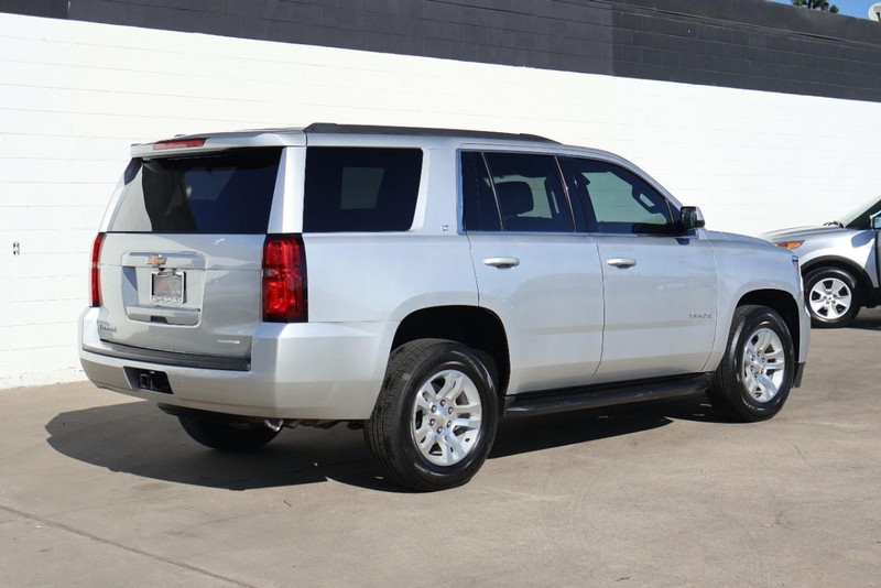 Chevrolet Tahoe Vehicle Full-screen Gallery Image 05