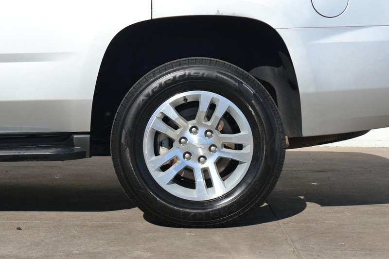 Chevrolet Tahoe Vehicle Full-screen Gallery Image 16